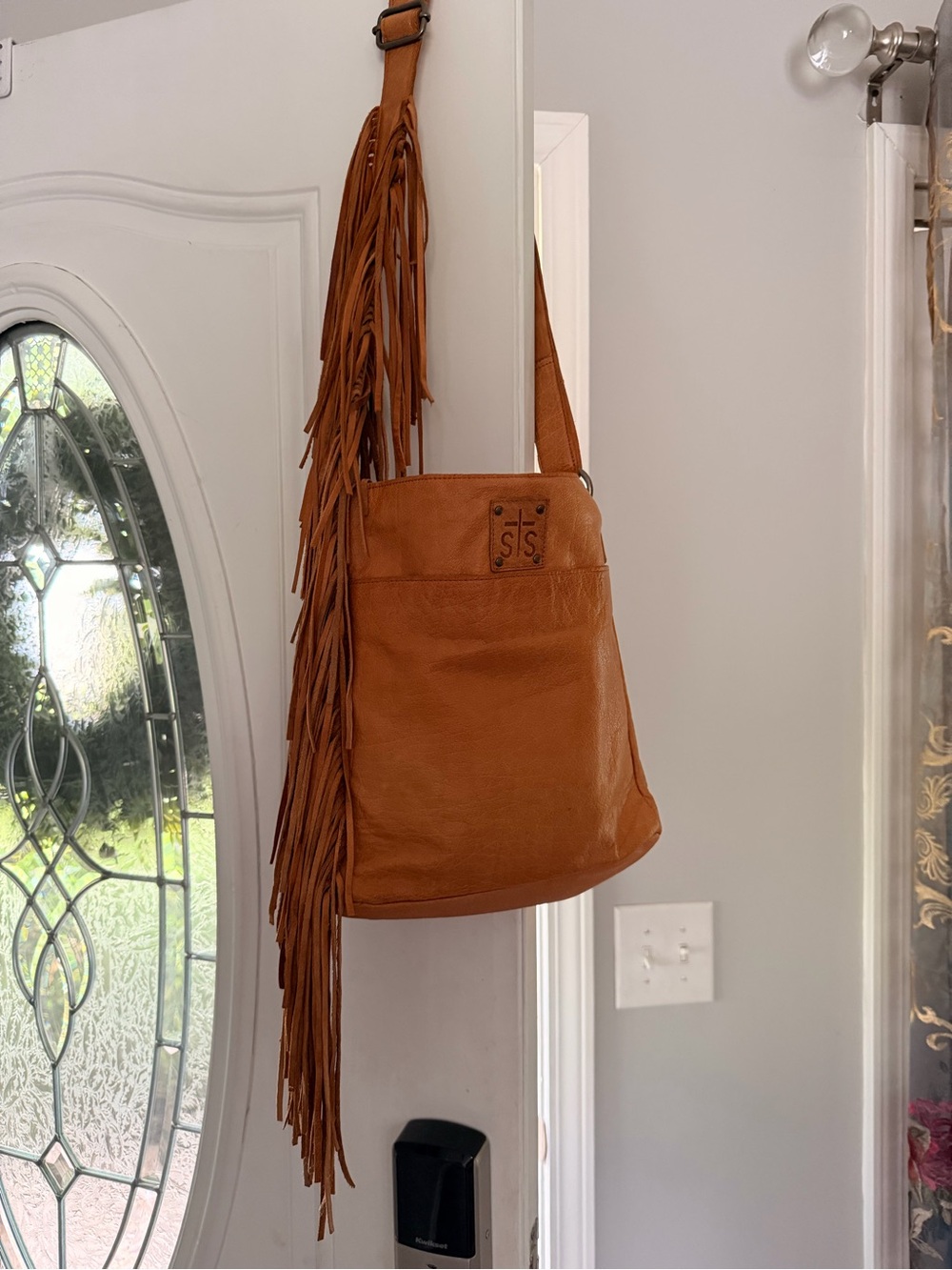 STS Ranchwear Fringe Leather Bag - Picture 5 of 12
